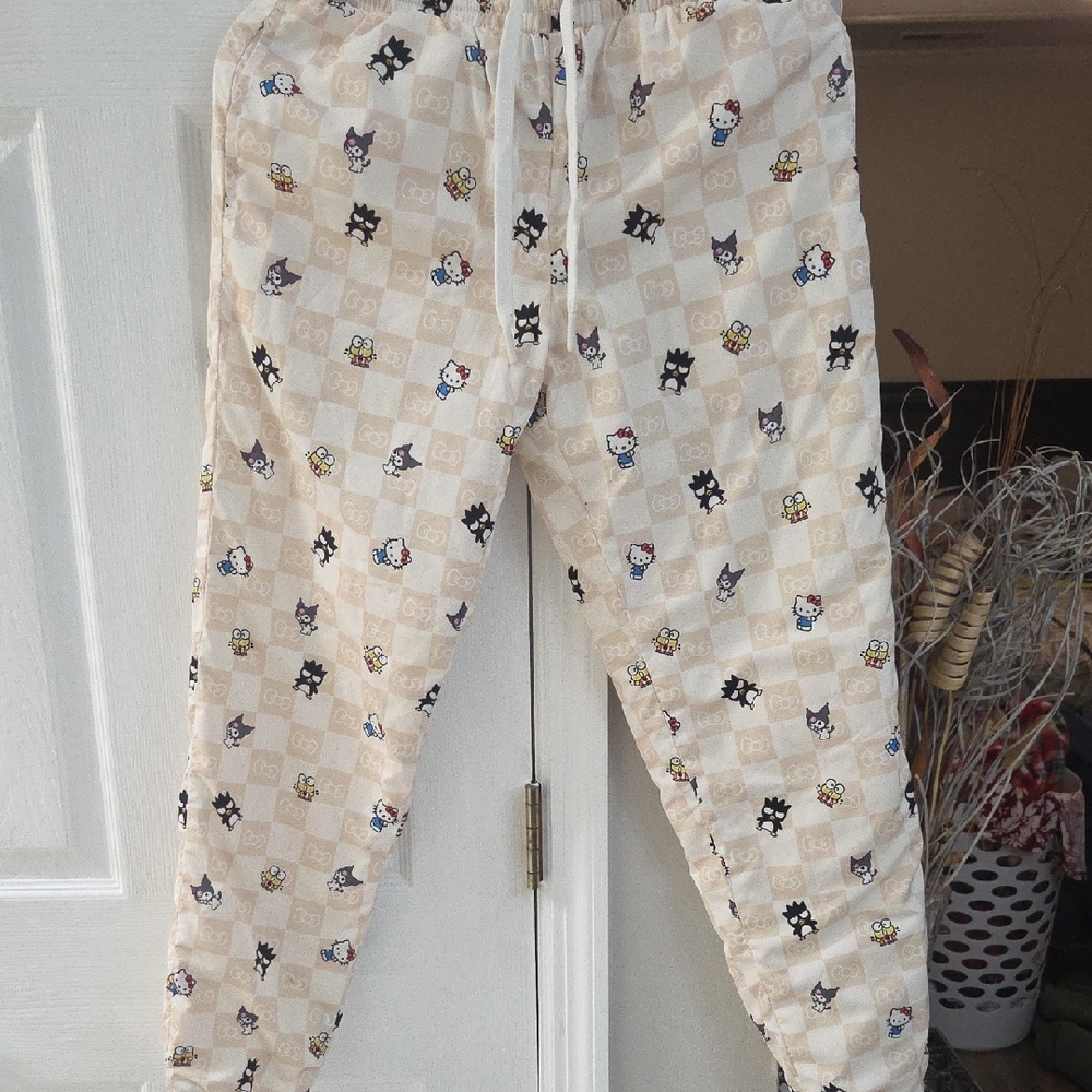 Forever 21 Cream Patterned Jogger Pants